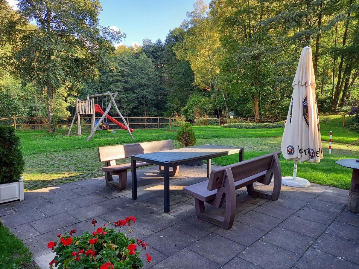 Ferienwohnung Am Waldsee Mit Schwimmbad 게른스바흐 외부 사진